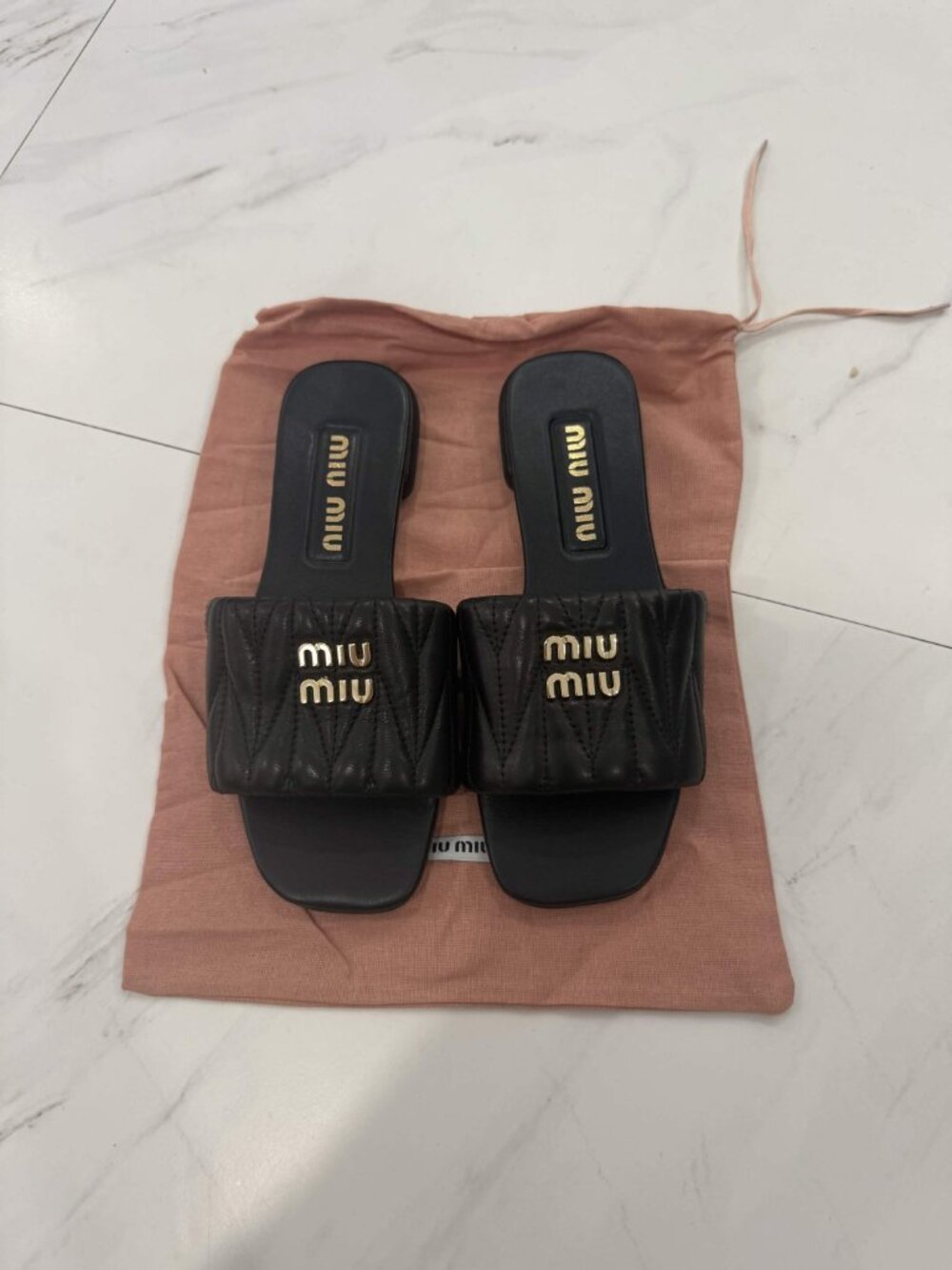 miu miu matelassé nappa leather slides Size 37, 38, 39